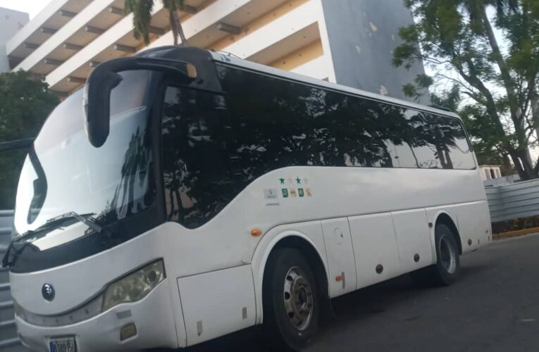 Apoya y promueve los programas tur??sticos en Cuba para cubanos que pagan en pesos cubanos