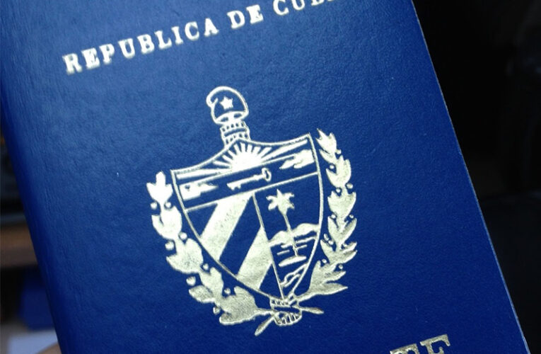 Viajar con pasaporte vencido o a punto de caducar